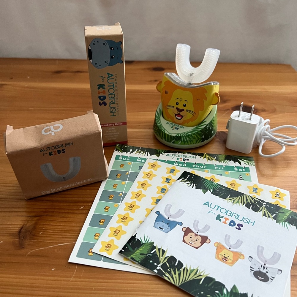 Autobrush for Kids (lion) set